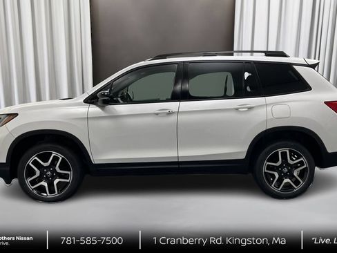 Used 2023 Honda Passport Elite image 8