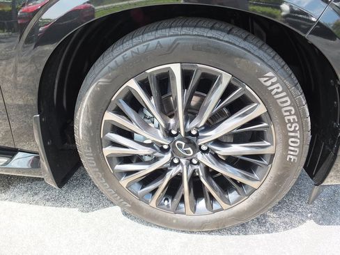 Used 2025 INFINITI QX80 Autograph w/ Autograph Exterior Package AWD/4WD image 8