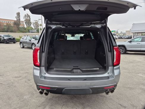 Used 2023 GMC Yukon XL Denali Ultimate AWD/4WD image 19