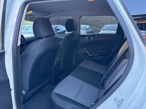 Used 2021 Kia Soul S image 17