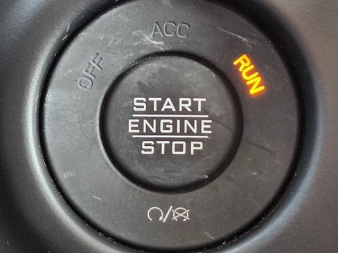 Used 2023 Jeep Wrangler Unlimited Sport AWD/4WD image 41