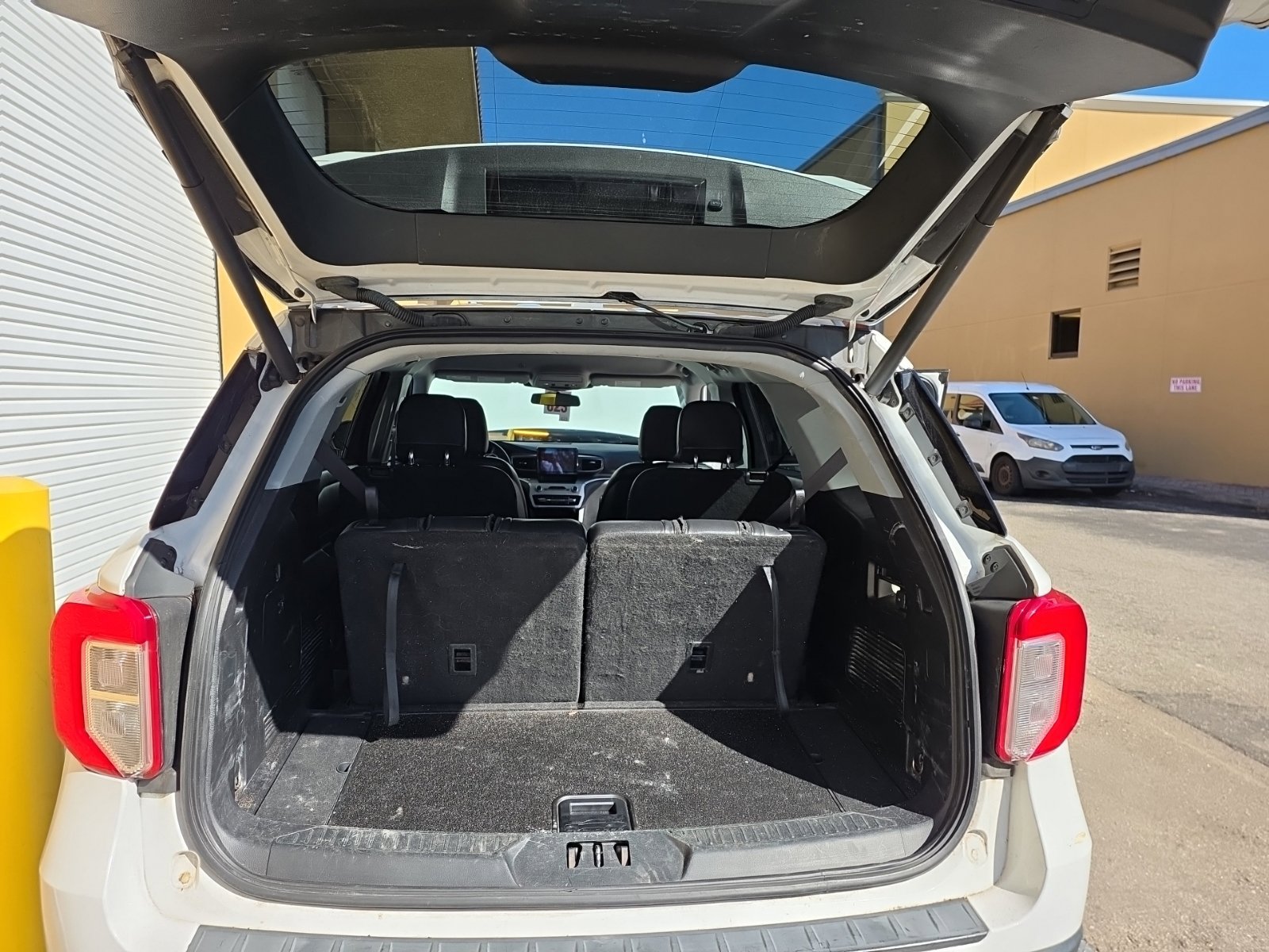 Used 2020 Ford Explorer XLT w/ Equipment Group 202A AWD/4WD image 8