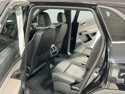 Used 2023 Volkswagen Atlas Cross Sport SE AWD/4WD image 18