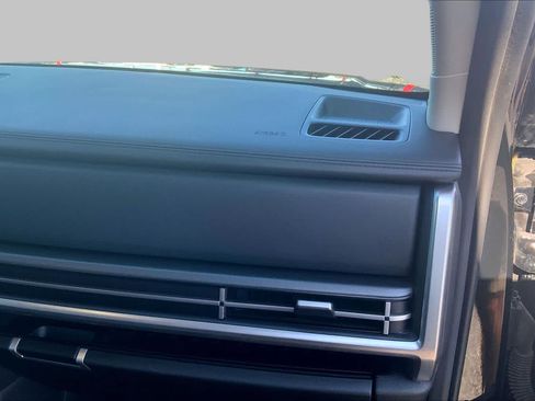 Used 2024 Hyundai Santa Fe SEL FWD image 19