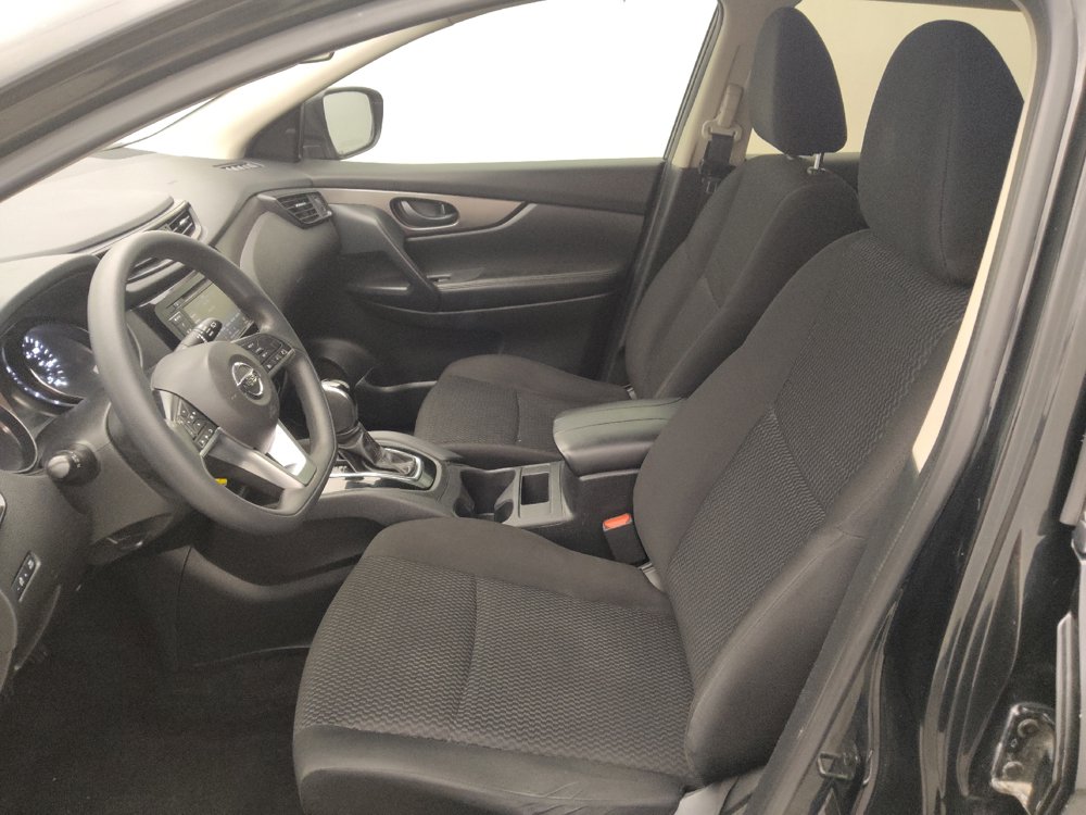 Used 2020 Nissan Rogue Sport S FWD image 17