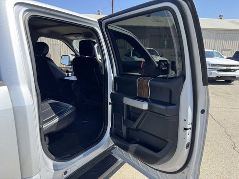 Used 2018 Ford F150 Lariat image 23