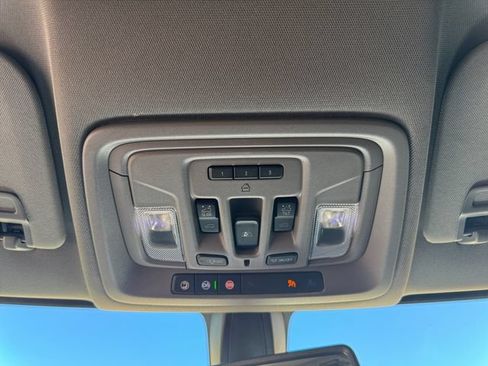 Used 2021 GMC Sierra 1500 Elevation AWD/4WD image 29