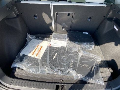 New 2025 Volkswagen Taos SE image 54