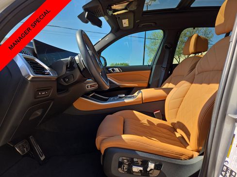 Used 2025 BMW X5 M60i AWD/4WD image 16