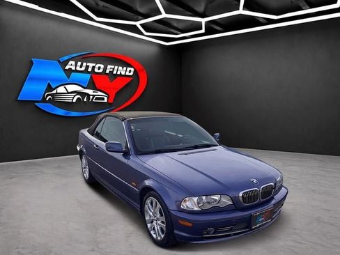 Used 2001 BMW 330Ci Convertible RWD image 2