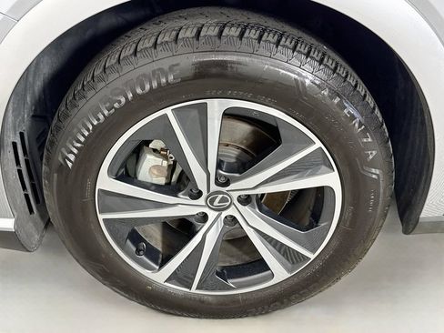 Certified 2025 Lexus RX 350 Premium w/ Accessory Package (Z1) FWD image 32