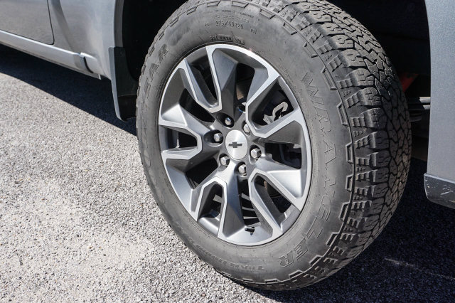 Used 2023 Chevrolet Silverado 1500 RST w/ RST All Star Premium Package AWD/4WD image 6