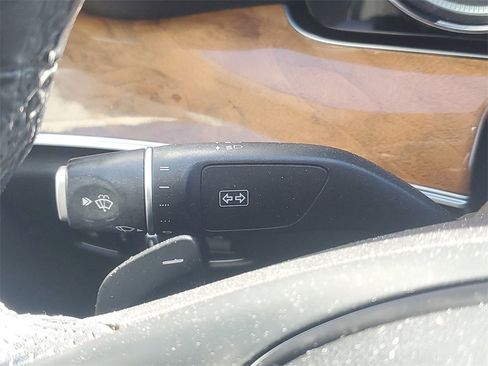 Used 2018 Mercedes-Benz E 300 4MATIC w/ Premium 1 Package image 25