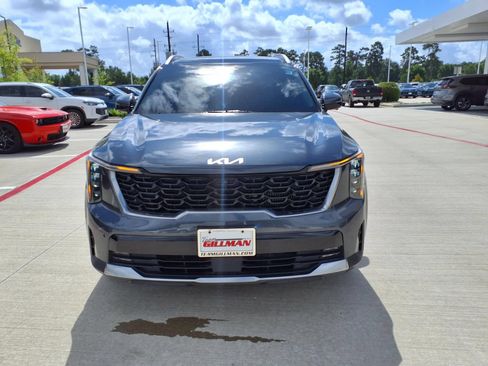 Used 2024 Kia Sorento SX FWD image 2