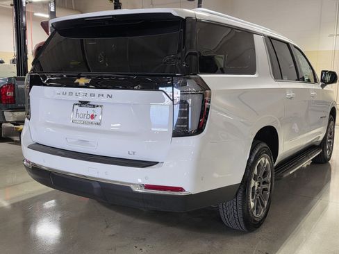 New 2026 Chevrolet Suburban LT w/ Comfort Package image 11