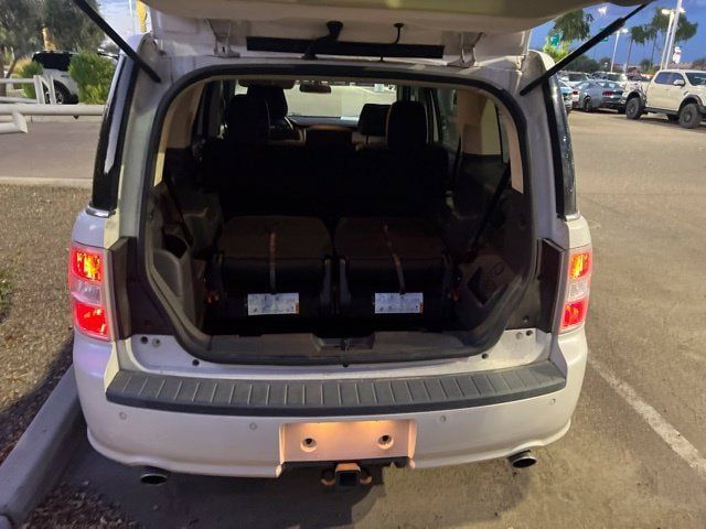 Used 2018 Ford Flex SEL w/ Class III Trailer Tow Package FWD image 7