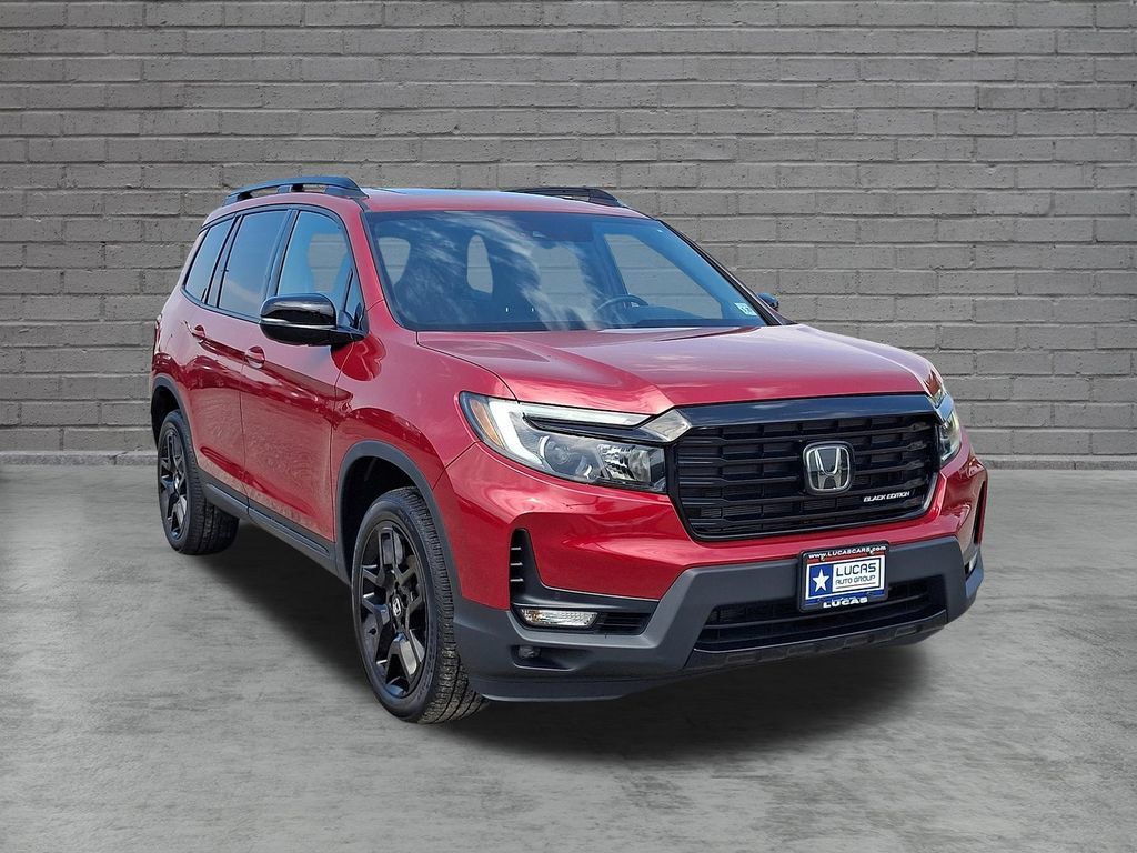 Used 2024 Honda Passport Black Edition image 2