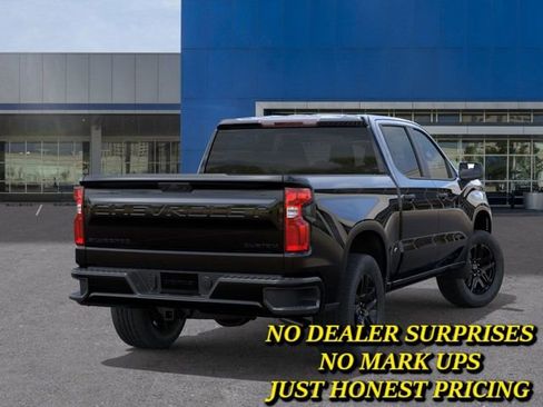 New 2026 Chevrolet Silverado 1500 Custom w/ LPO, Dark Essentials Package RWD image 4