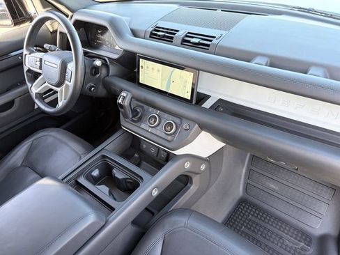 Used 2024 Land Rover Defender 110 S AWD/4WD image 21