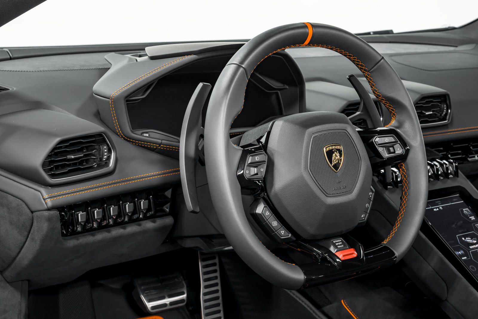 Used 2023 Lamborghini Huracan Sterrato AWD/4WD image 13