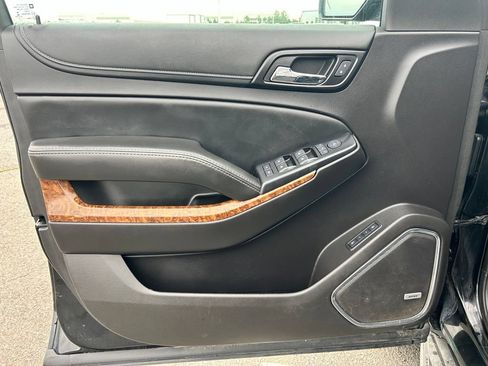 Used 2016 Chevrolet Tahoe LTZ AWD/4WD image 21