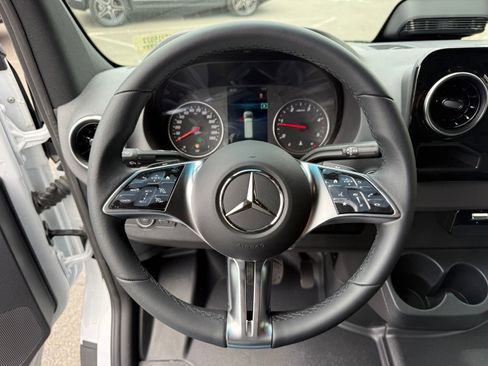 New 2025 Mercedes-Benz Sprinter 2500 image 22