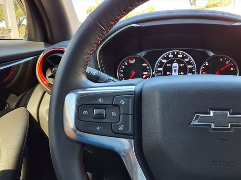 Used 2022 Chevrolet Blazer RS image 27