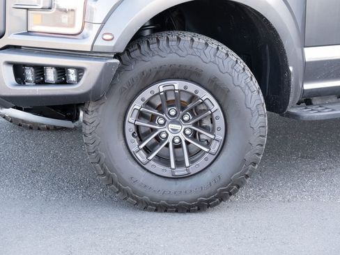 Used 2020 Ford F150 Raptor w/ Equipment Group 802A Luxury image 24