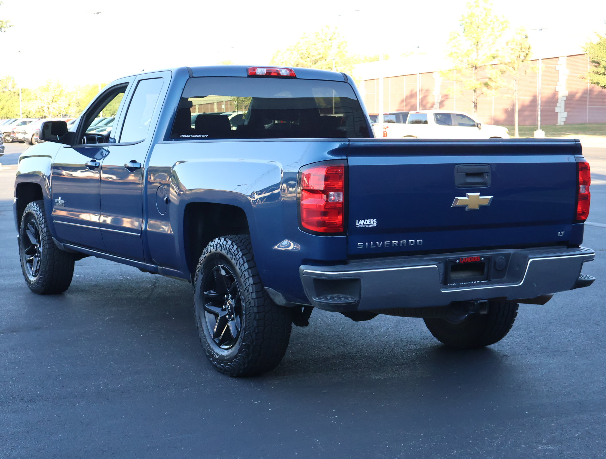 Used 2018 Chevrolet Silverado 1500 LT w/ Texas Edition RWD image 6