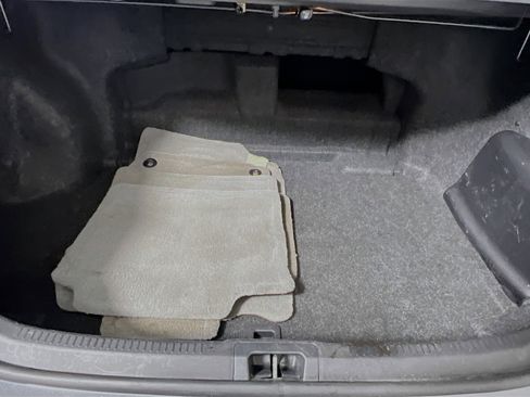 Used 2014 Toyota Camry XLE w/ Leather Package FWD image 34