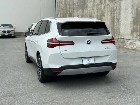 New 2026 BMW X3 xDrive30i w/ Convenience Package AWD/4WD image 3