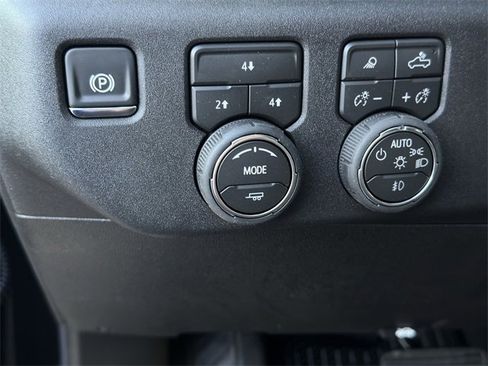 New 2026 Chevrolet Silverado 2500 LT w/ Trail Boss Package image 18