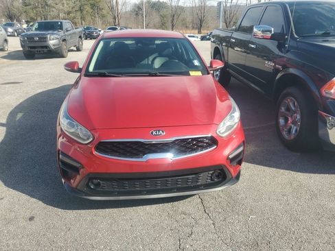 Used 2019 Kia Forte EX image 3
