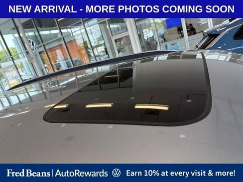 Used 2021 Honda Pilot Touring image 5