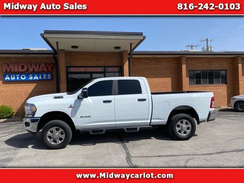 Used 2023 RAM 2500 Big Horn w/ Level 1 Equipment Group AWD/4WD image 1