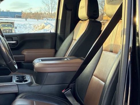 Used 2022 Chevrolet Silverado 3500 High Country w/ Safety Package II image 8