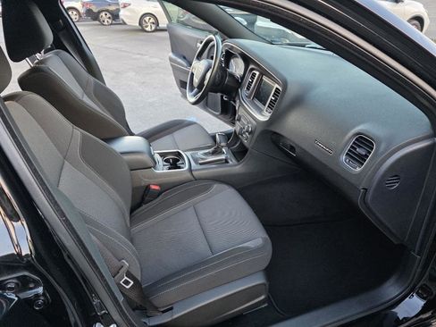 Used 2022 Dodge Charger SXT w/ Cold Weather Package image 31