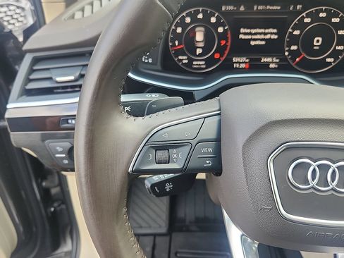 Used 2019 Audi Q7 3.0T Premium Plus w/ Premium Plus Package AWD/4WD image 21