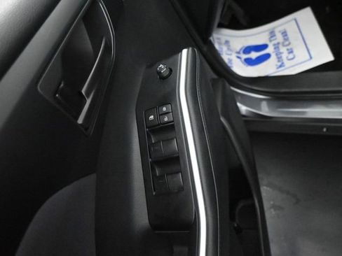 Used 2024 Toyota Highlander LE image 13