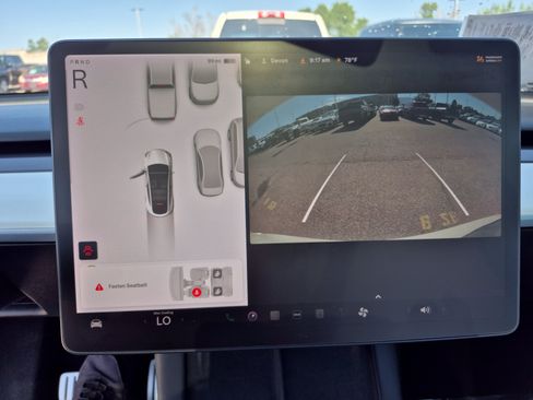 Used 2022 Tesla Model Y Performance AWD/4WD image 29