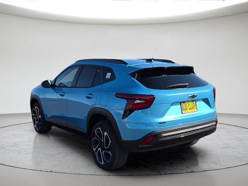 New 2026 Chevrolet Trax RS FWD image 11