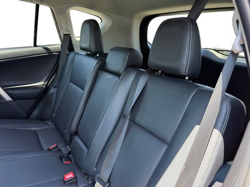 Used 2014 Toyota RAV4 Limited FWD image 16