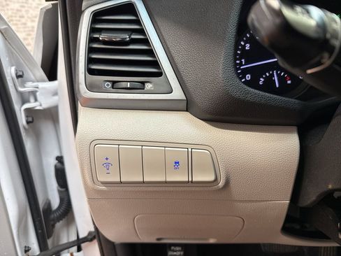 Used 2018 Hyundai Tucson SEL image 23