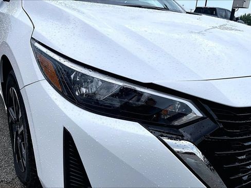 Used 2025 Nissan Sentra SV w/ All-Weather Package FWD image 38