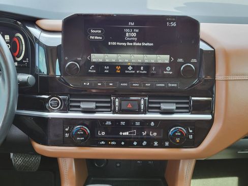 Used 2022 Nissan Pathfinder Platinum w/ Cargo Package image 22