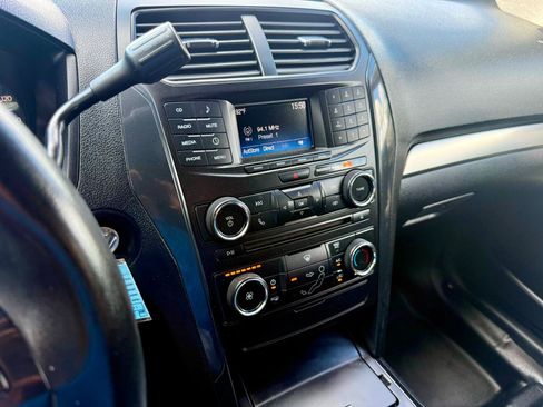 Used 2017 Ford Explorer 4WD Police Interceptor image 22