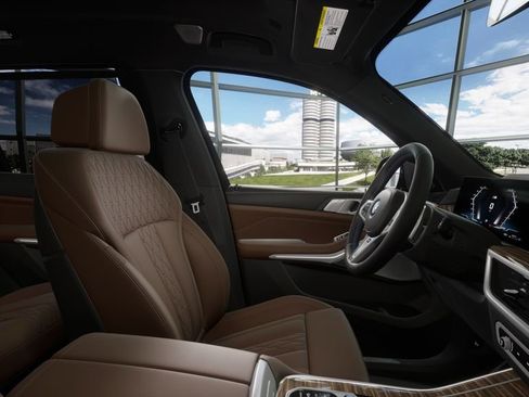 New 2026 BMW X7 M60i image 37