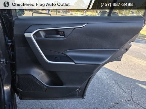 Used 2021 Toyota RAV4 LE image 46