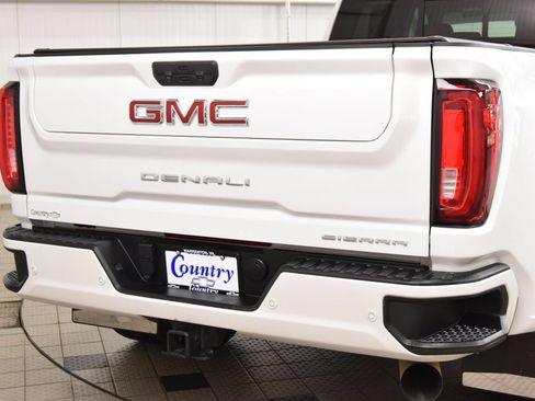Used 2022 GMC Sierra 3500 Denali AWD/4WD image 23