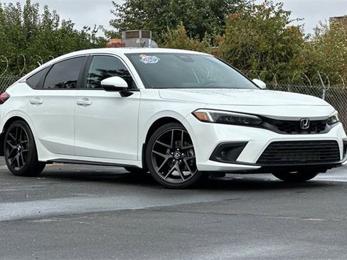 Used 2023 Honda Civic Sport Touring image 2
